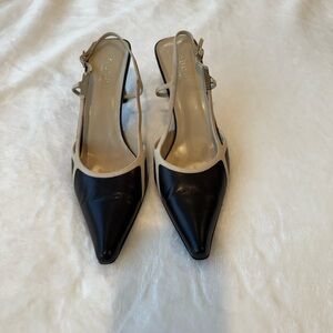 Gucci black with off white trim sling back size 10